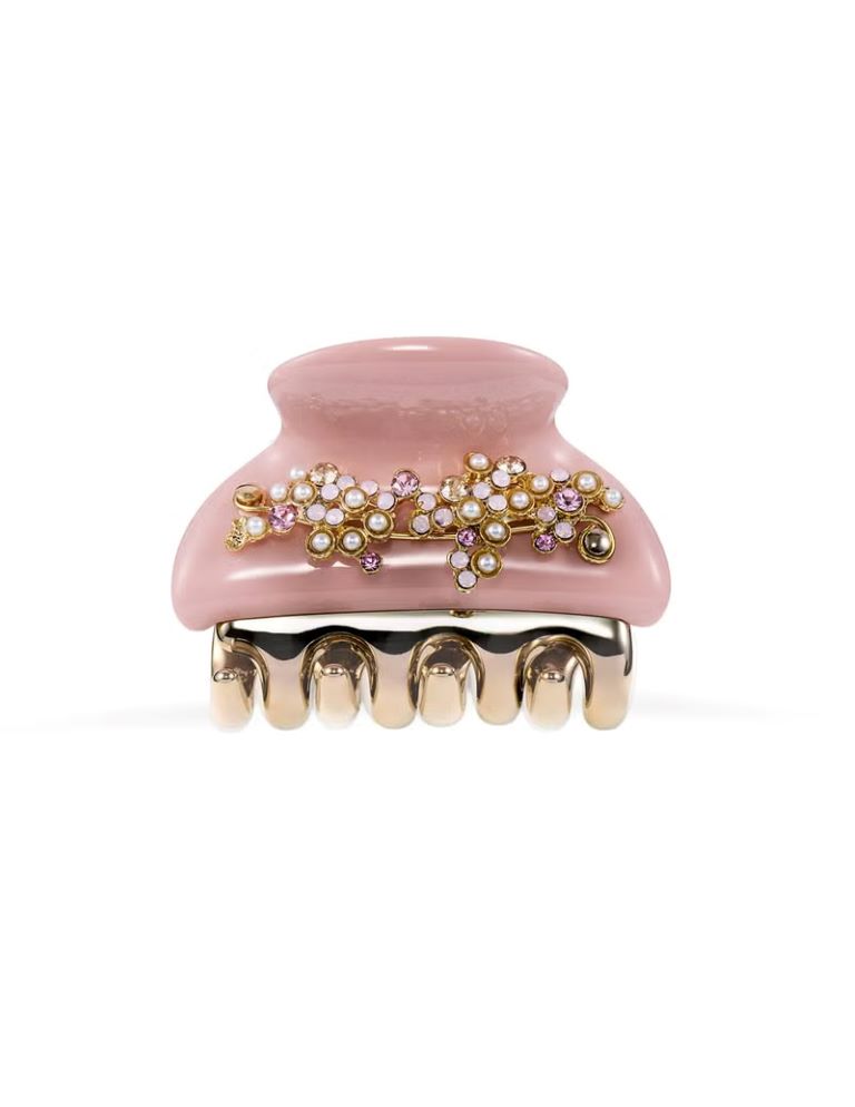 accaのヘアアクセでつくる大人の女性におすすめの上品なヘアクリップアレンジ 、バンスクリップ